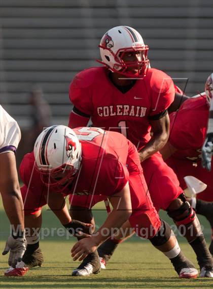 Thumbnail 2 in Pickerington Central vs. Colerain (Crosstown Showdown) photogallery.