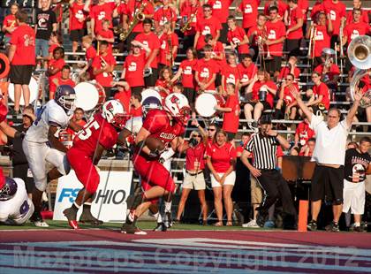 Thumbnail 1 in Pickerington Central vs. Colerain (Crosstown Showdown) photogallery.