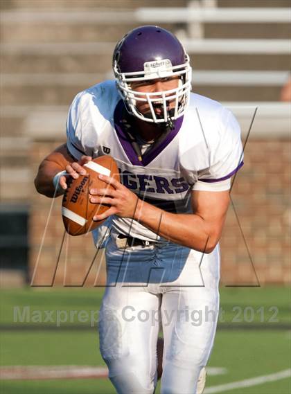 Thumbnail 2 in Pickerington Central vs. Colerain (Crosstown Showdown) photogallery.