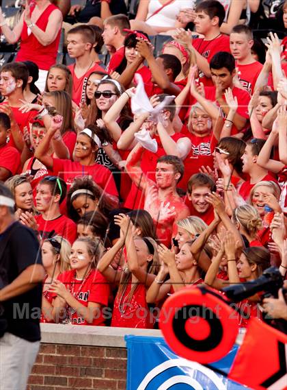 Thumbnail 2 in Pickerington Central vs. Colerain (Crosstown Showdown) photogallery.