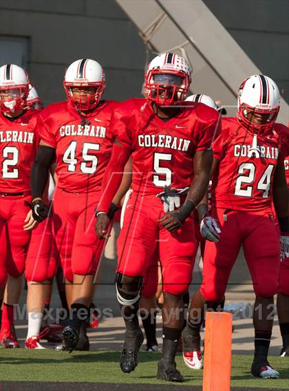 Thumbnail 3 in Pickerington Central vs. Colerain (Crosstown Showdown) photogallery.
