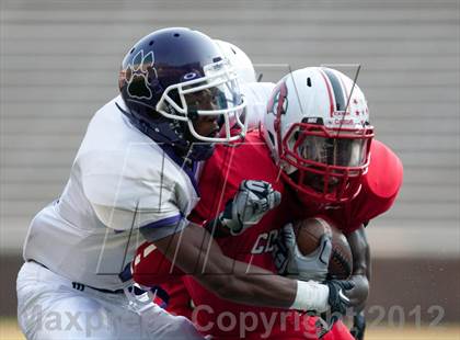 Thumbnail 3 in Pickerington Central vs. Colerain (Crosstown Showdown) photogallery.
