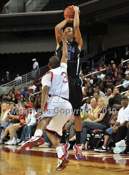 Thumbnail 2 in Centennial vs. Serra (CIF D3 SoCal Final) photogallery.