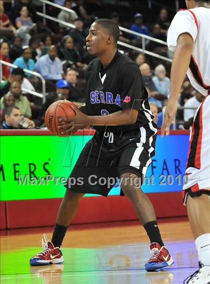 Thumbnail 3 in Centennial vs. Serra (CIF D3 SoCal Final) photogallery.