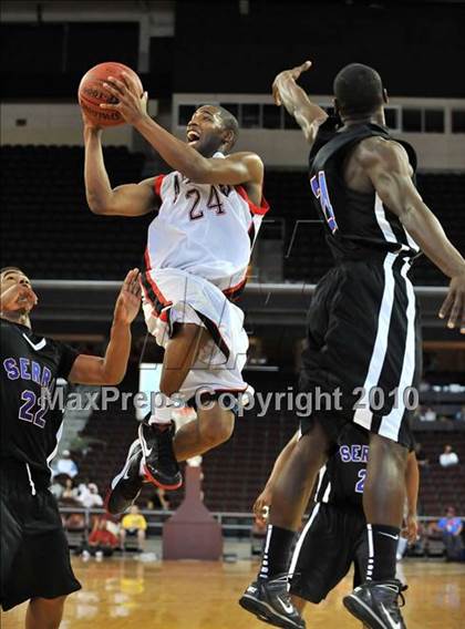 Thumbnail 3 in Centennial vs. Serra (CIF D3 SoCal Final) photogallery.
