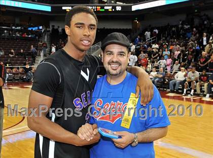 Thumbnail 3 in Centennial vs. Serra (CIF D3 SoCal Final) photogallery.