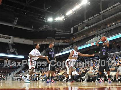 Thumbnail 1 in Centennial vs. Serra (CIF D3 SoCal Final) photogallery.