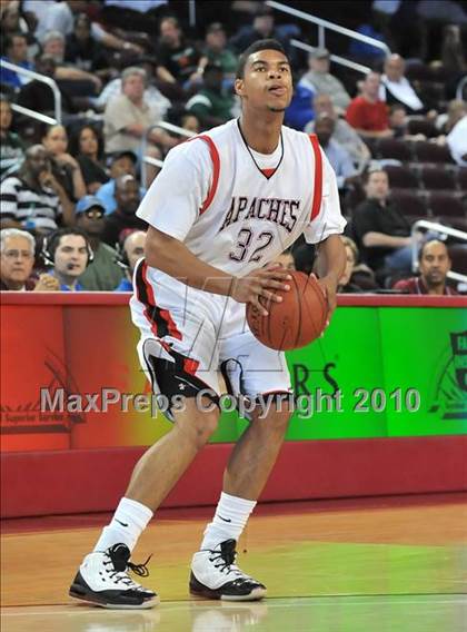 Thumbnail 3 in Centennial vs. Serra (CIF D3 SoCal Final) photogallery.