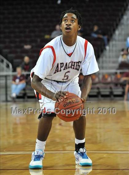 Thumbnail 2 in Centennial vs. Serra (CIF D3 SoCal Final) photogallery.