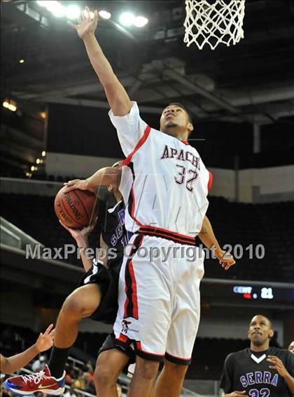 Thumbnail 3 in Centennial vs. Serra (CIF D3 SoCal Final) photogallery.