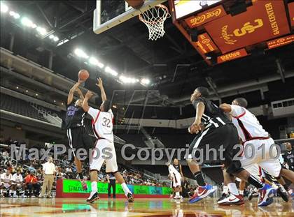 Thumbnail 1 in Centennial vs. Serra (CIF D3 SoCal Final) photogallery.