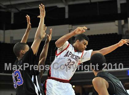 Thumbnail 3 in Centennial vs. Serra (CIF D3 SoCal Final) photogallery.