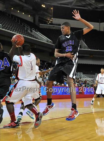 Thumbnail 3 in Centennial vs. Serra (CIF D3 SoCal Final) photogallery.