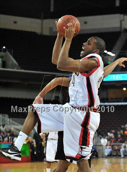 Thumbnail 2 in Centennial vs. Serra (CIF D3 SoCal Final) photogallery.