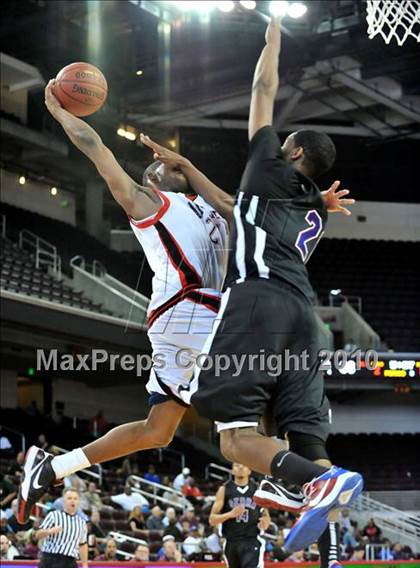 Thumbnail 2 in Centennial vs. Serra (CIF D3 SoCal Final) photogallery.