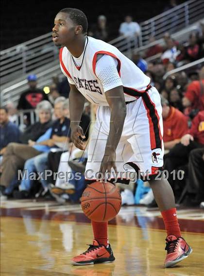 Thumbnail 3 in Centennial vs. Serra (CIF D3 SoCal Final) photogallery.