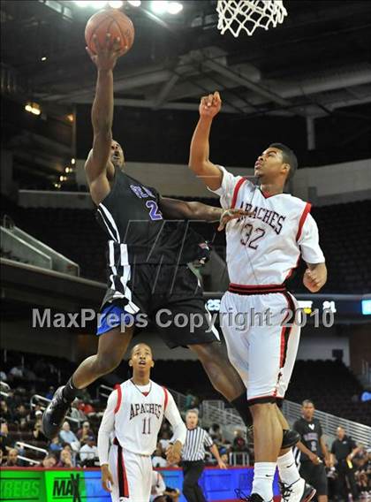 Thumbnail 2 in Centennial vs. Serra (CIF D3 SoCal Final) photogallery.