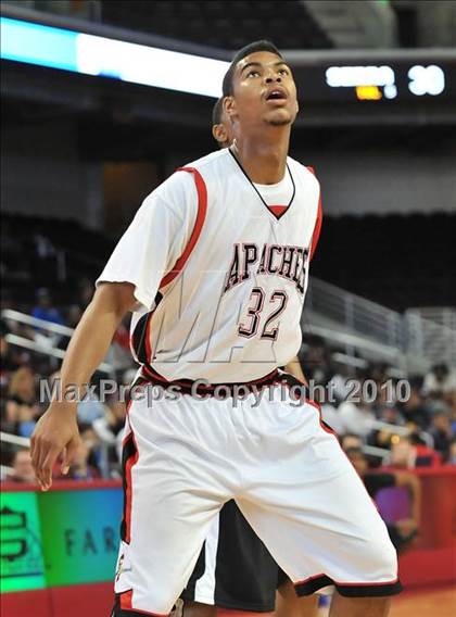 Thumbnail 2 in Centennial vs. Serra (CIF D3 SoCal Final) photogallery.