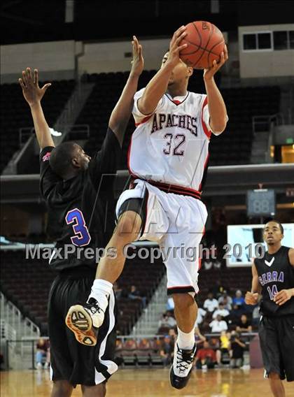 Thumbnail 2 in Centennial vs. Serra (CIF D3 SoCal Final) photogallery.