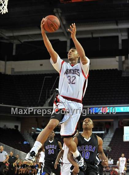 Thumbnail 1 in Centennial vs. Serra (CIF D3 SoCal Final) photogallery.