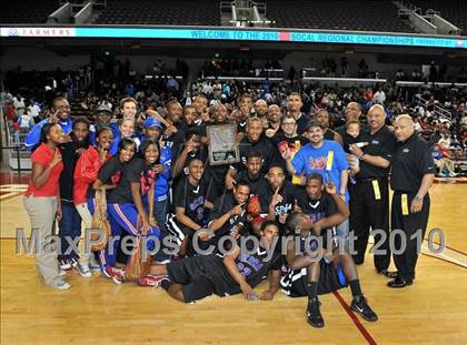 Thumbnail 2 in Centennial vs. Serra (CIF D3 SoCal Final) photogallery.