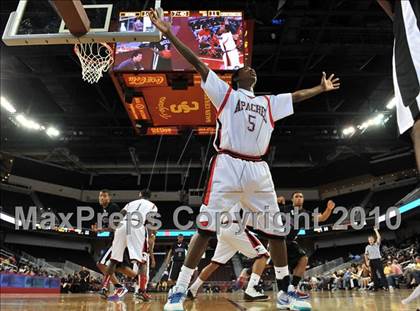 Thumbnail 2 in Centennial vs. Serra (CIF D3 SoCal Final) photogallery.