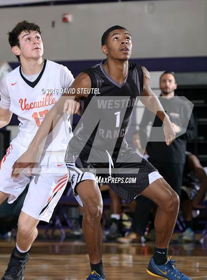 Thumbnail 2 in Weston Ranch vs. Vacaville (St. Hope Elite Classic) photogallery.