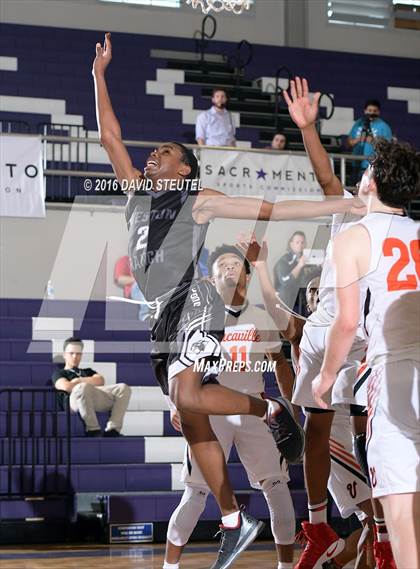 Thumbnail 2 in Weston Ranch vs. Vacaville (St. Hope Elite Classic) photogallery.