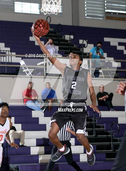 Thumbnail 1 in Weston Ranch vs. Vacaville (St. Hope Elite Classic) photogallery.