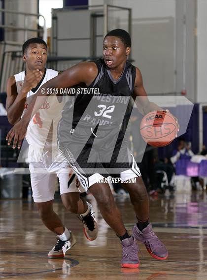 Thumbnail 1 in Weston Ranch vs. Vacaville (St. Hope Elite Classic) photogallery.