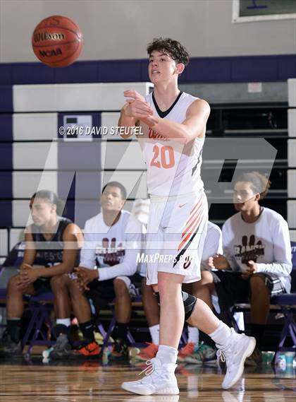 Thumbnail 3 in Weston Ranch vs. Vacaville (St. Hope Elite Classic) photogallery.
