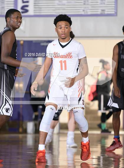 Thumbnail 3 in Weston Ranch vs. Vacaville (St. Hope Elite Classic) photogallery.