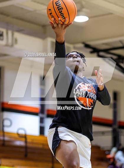 Thumbnail 2 in Cape Fear @ South View photogallery.