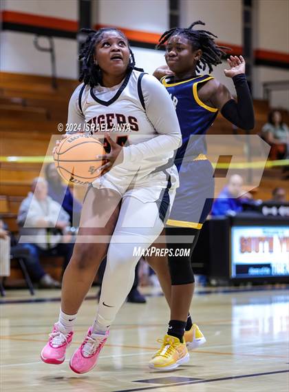 Thumbnail 3 in Cape Fear @ South View photogallery.