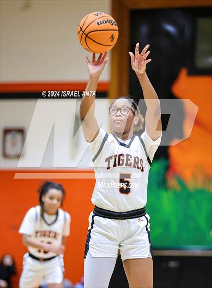 Thumbnail 1 in Cape Fear @ South View photogallery.