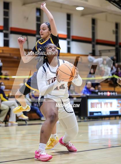 Thumbnail 3 in Cape Fear @ South View photogallery.