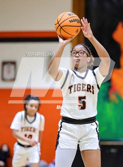 Thumbnail 3 in Cape Fear @ South View photogallery.