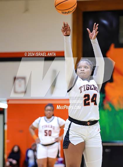 Thumbnail 2 in Cape Fear @ South View photogallery.