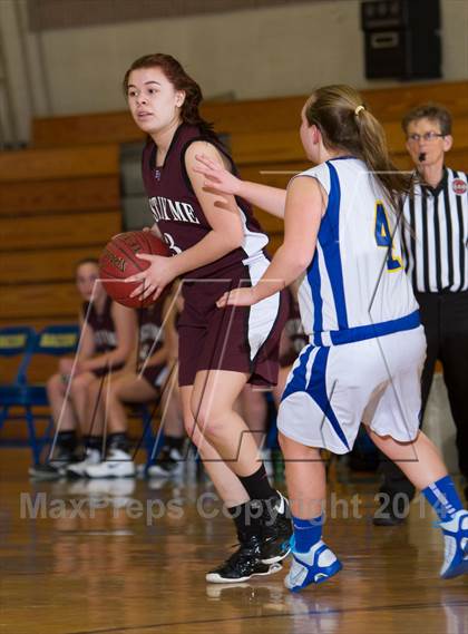 Thumbnail 1 in Bacon Academy vs.  East Lyme photogallery.