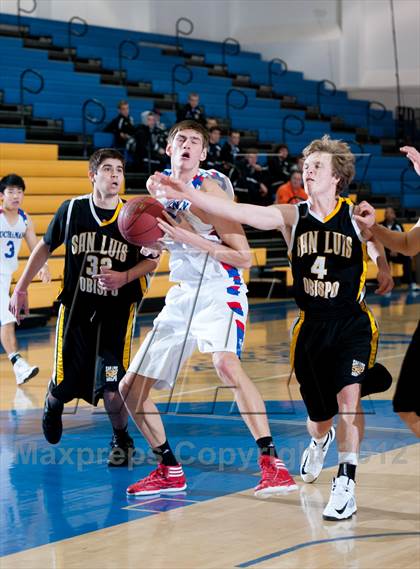 Thumbnail 3 in Buchanan vs San Luis Obispo (National Prep Classic) photogallery.