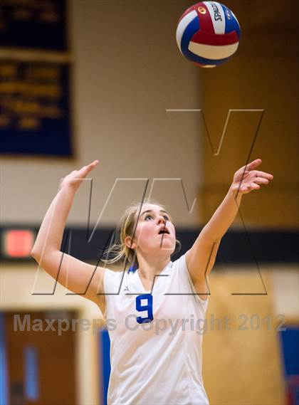 Thumbnail 1 in Bristol Eastern vs. East Lyme (CIAC Class L Final) photogallery.