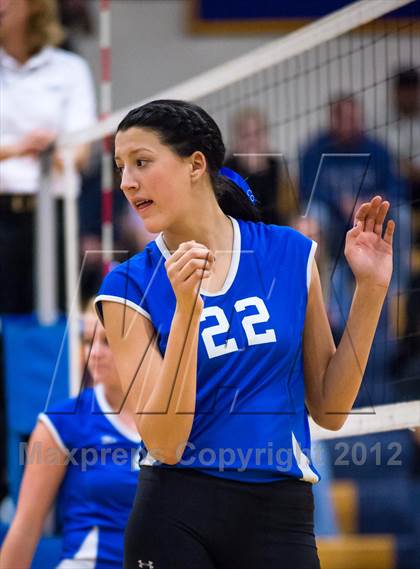 Thumbnail 2 in Bristol Eastern vs. East Lyme (CIAC Class L Final) photogallery.