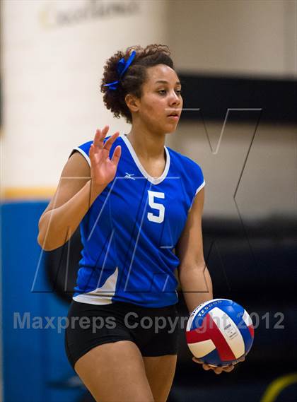 Thumbnail 1 in Bristol Eastern vs. East Lyme (CIAC Class L Final) photogallery.