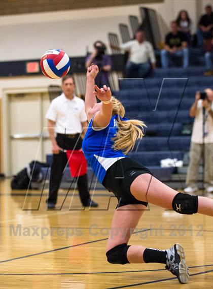 Thumbnail 1 in Bristol Eastern vs. East Lyme (CIAC Class L Final) photogallery.