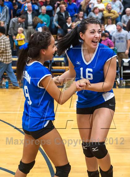 Thumbnail 2 in Bristol Eastern vs. East Lyme (CIAC Class L Final) photogallery.