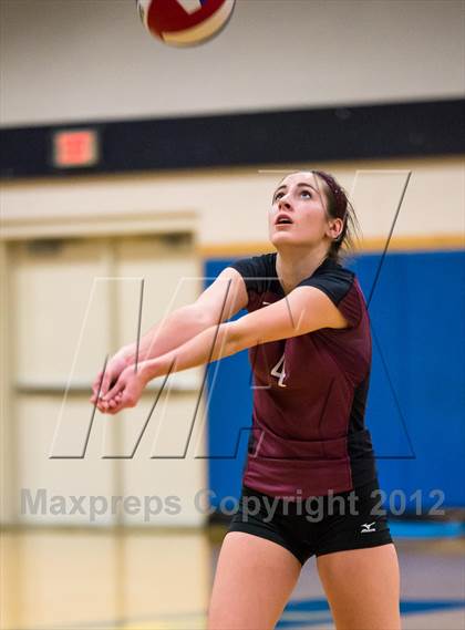 Thumbnail 3 in Bristol Eastern vs. East Lyme (CIAC Class L Final) photogallery.