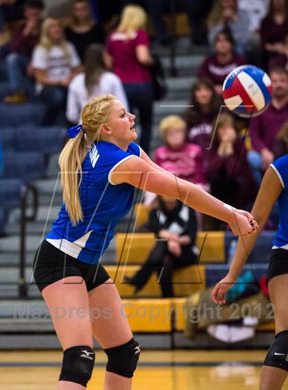 Thumbnail 1 in Bristol Eastern vs. East Lyme (CIAC Class L Final) photogallery.