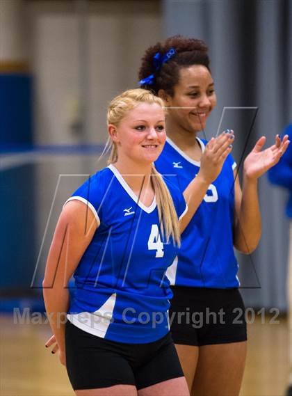Thumbnail 3 in Bristol Eastern vs. East Lyme (CIAC Class L Final) photogallery.