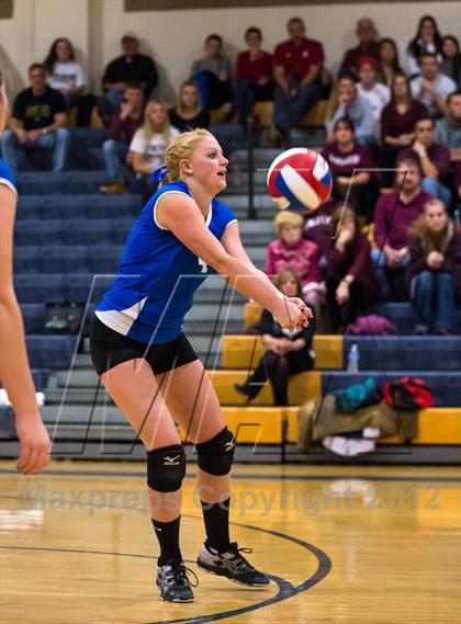 Thumbnail 3 in Bristol Eastern vs. East Lyme (CIAC Class L Final) photogallery.