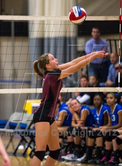 Thumbnail 2 in Bristol Eastern vs. East Lyme (CIAC Class L Final) photogallery.